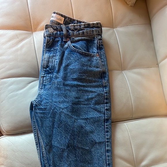 Zara Jeans - Picture 2 of 2